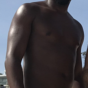 RedGifs profile picture for @interracial