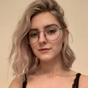 eva_elfie
