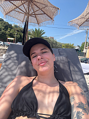 hotmonicaxo